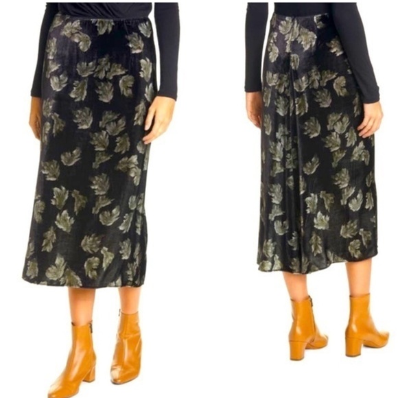 Vince Fallen Leaf Velvet Skirt, Size 10 - Picture 15 of 15